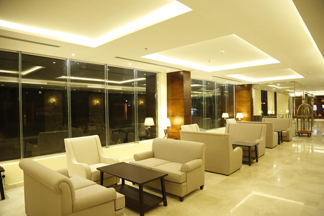 Flora Hotel Suite 2 فلورا2 للشقق المخدومة Riad Exterior foto