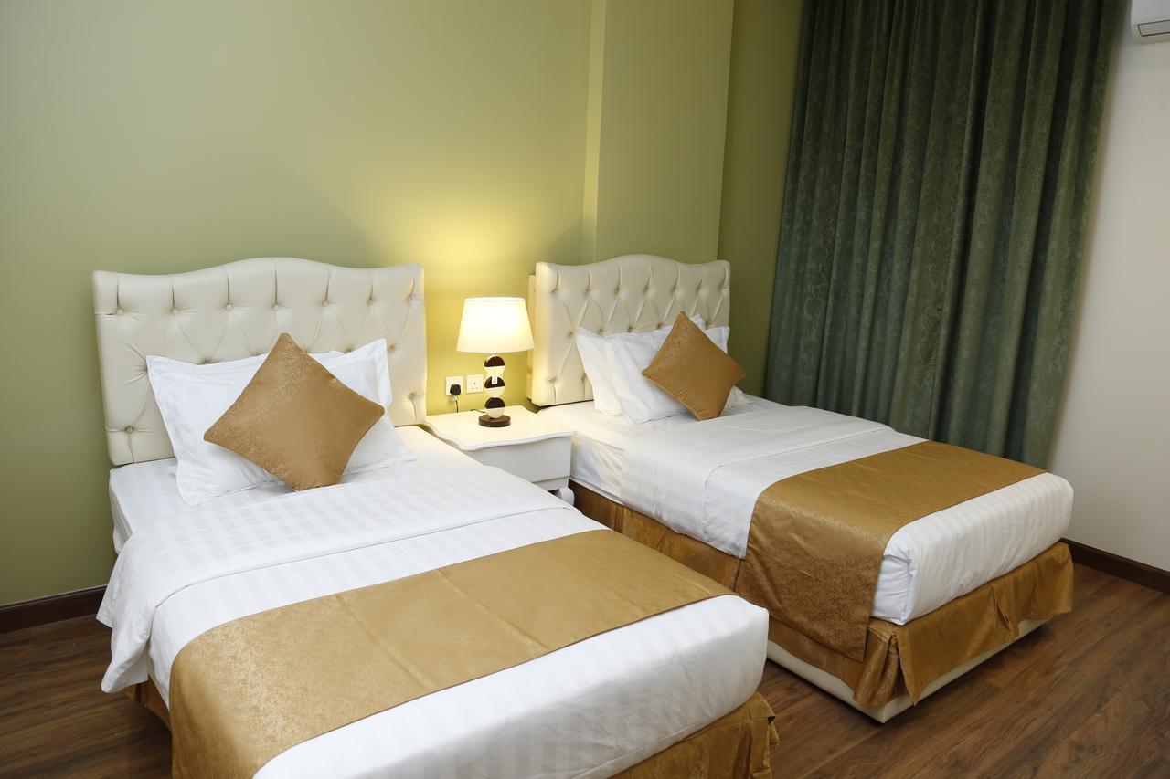 Flora Hotel Suite 2 فلورا2 للشقق المخدومة Riad Exterior foto
